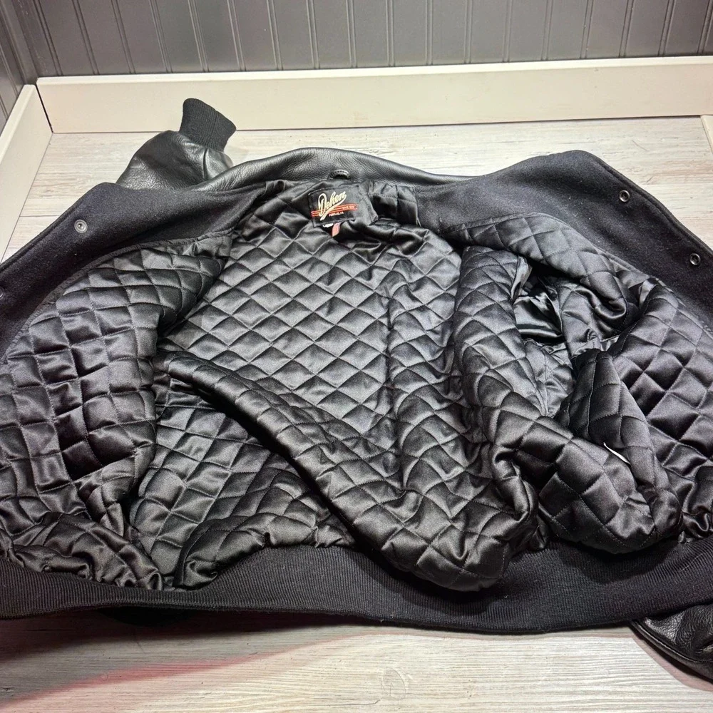 Dehen 1920 Varsity Jacket Black Red Pony Size Large Leather Sleeves Wool - Picture 4 of 9